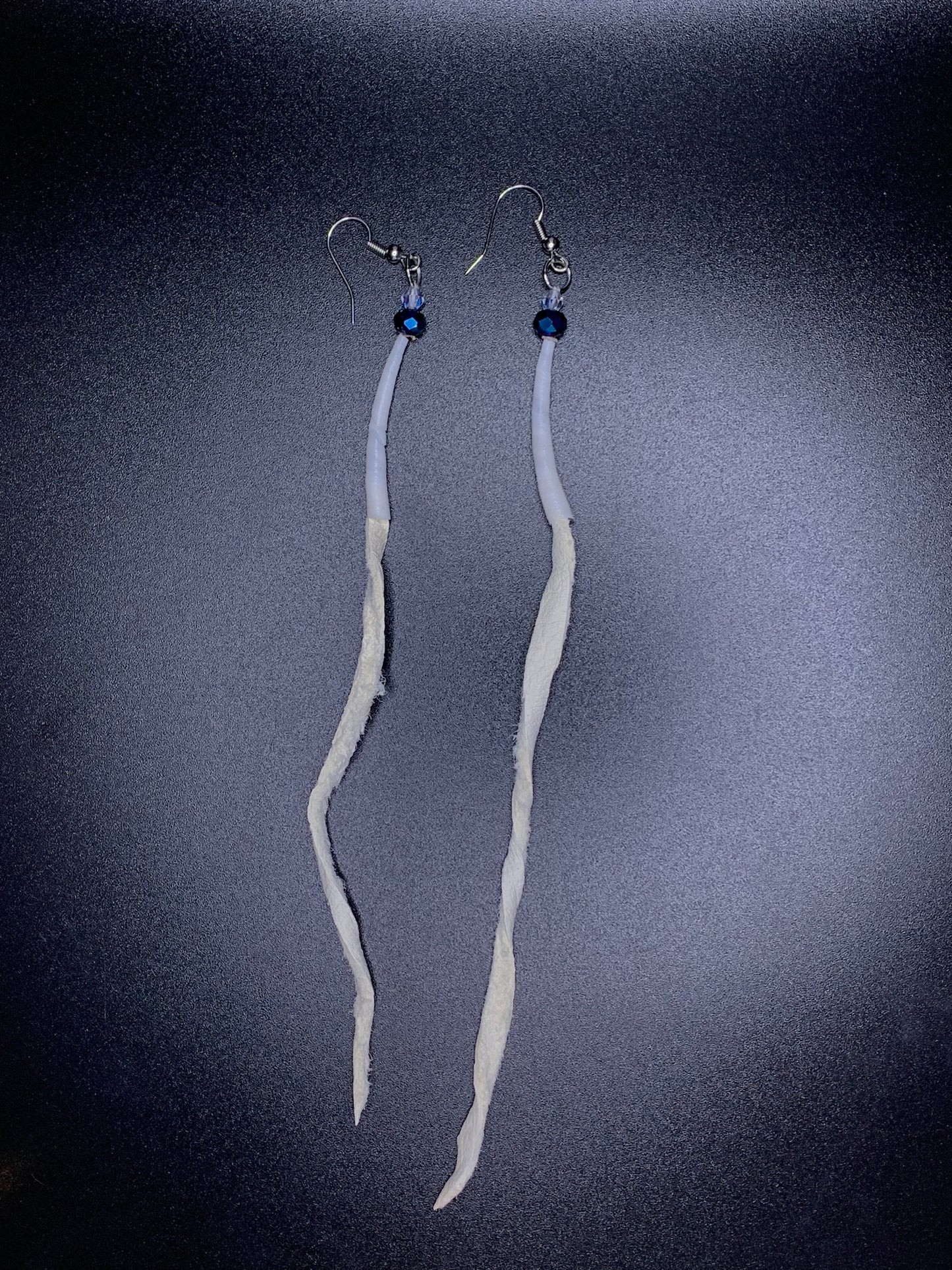 Amaris Makes Good - Dentalium Earrings w Leather Fringe