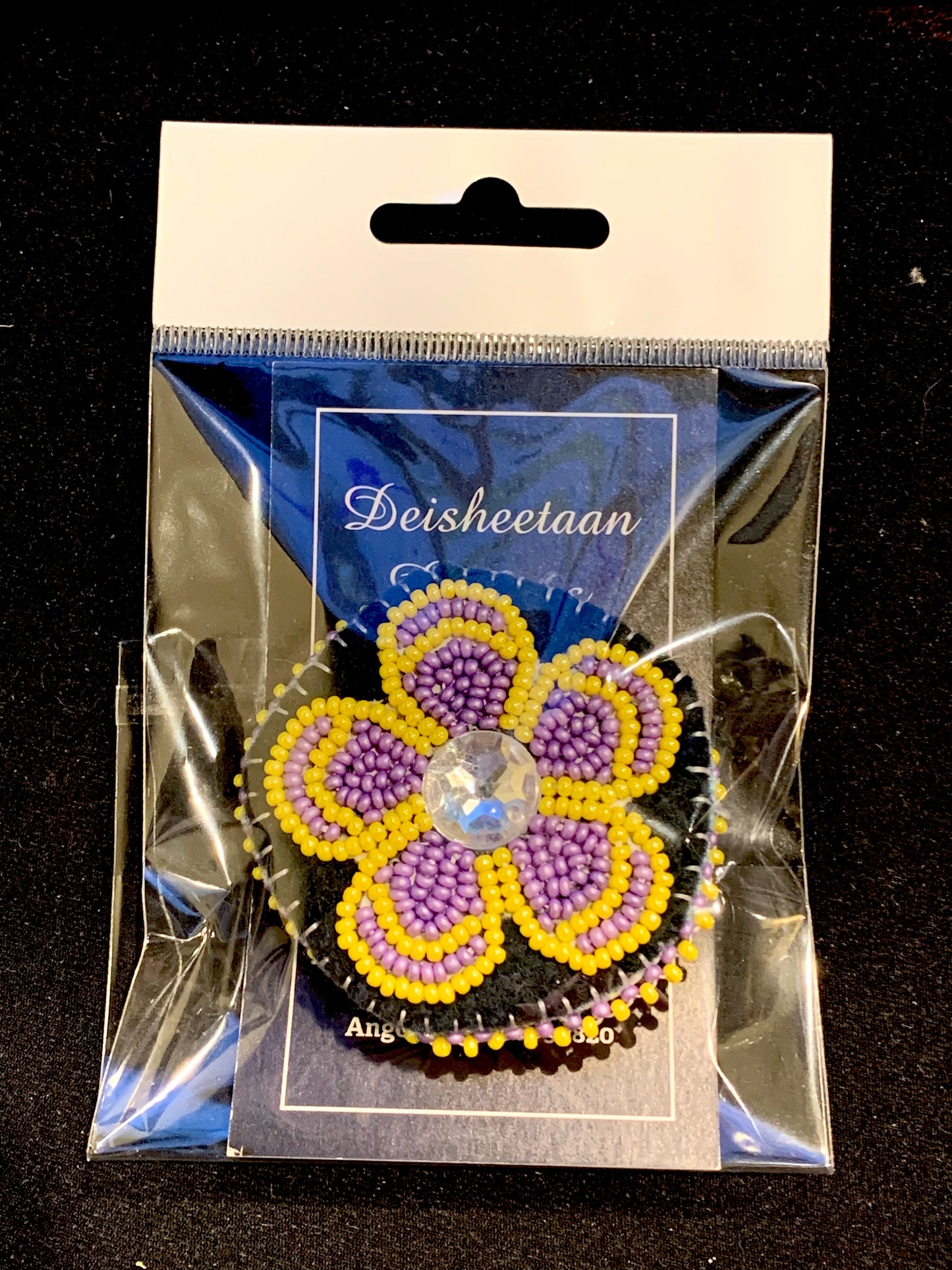 Kylie Kookesh - Beaded Floral Popsockets