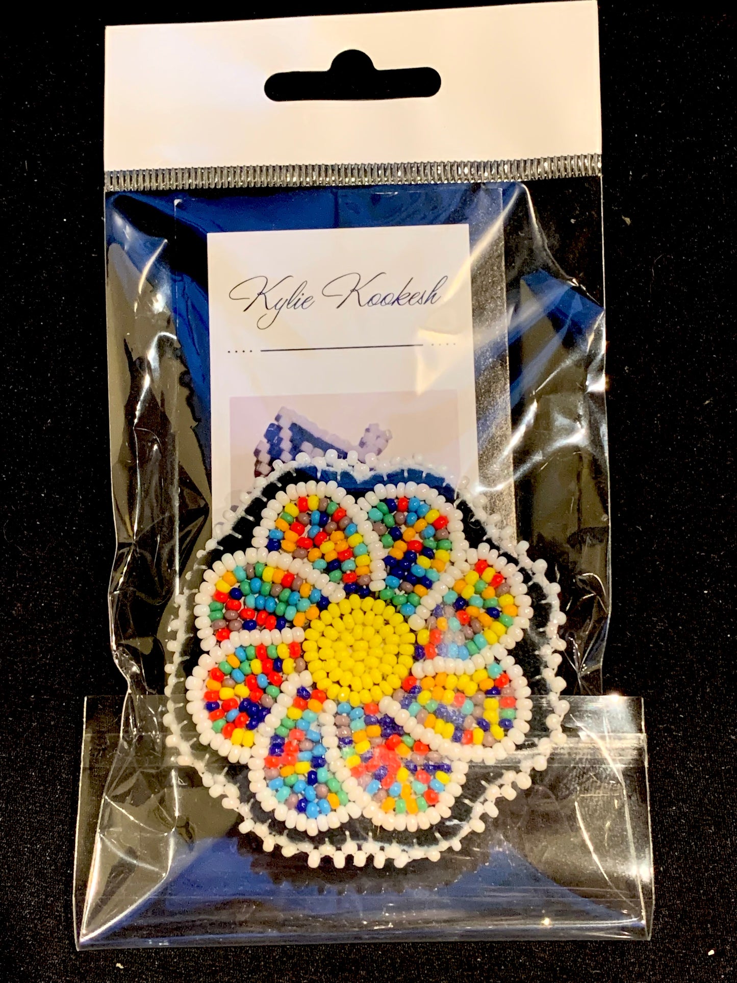 Kylie Kookesh - Beaded Floral Popsockets