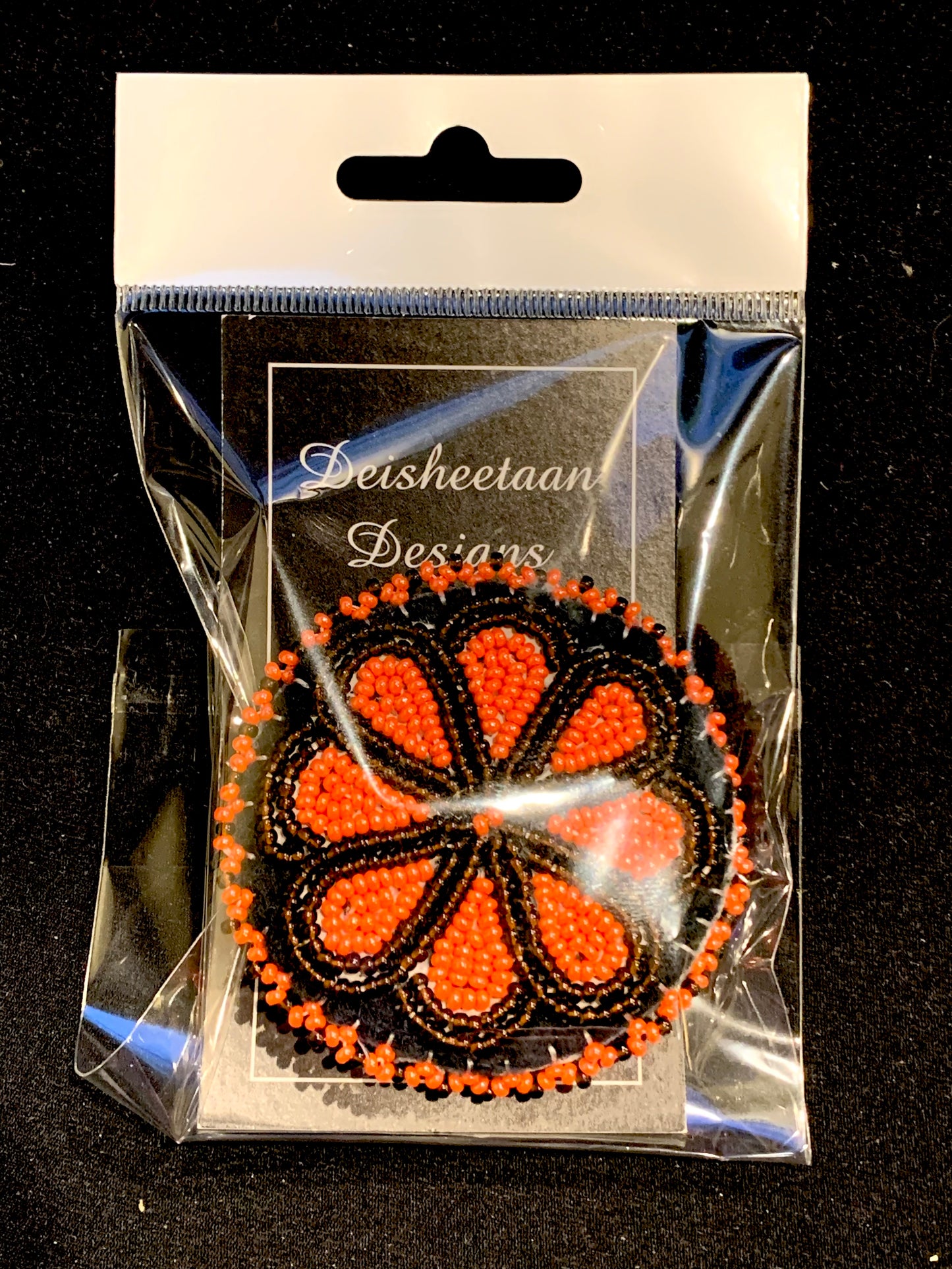 Kylie Kookesh - Beaded Floral Popsockets