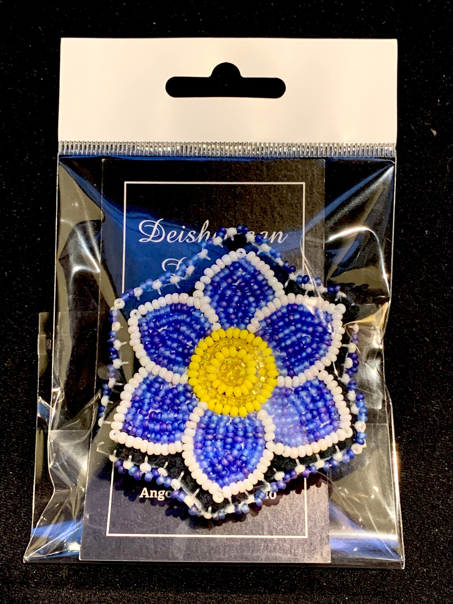 Kylie Kookesh - Beaded Floral Popsockets