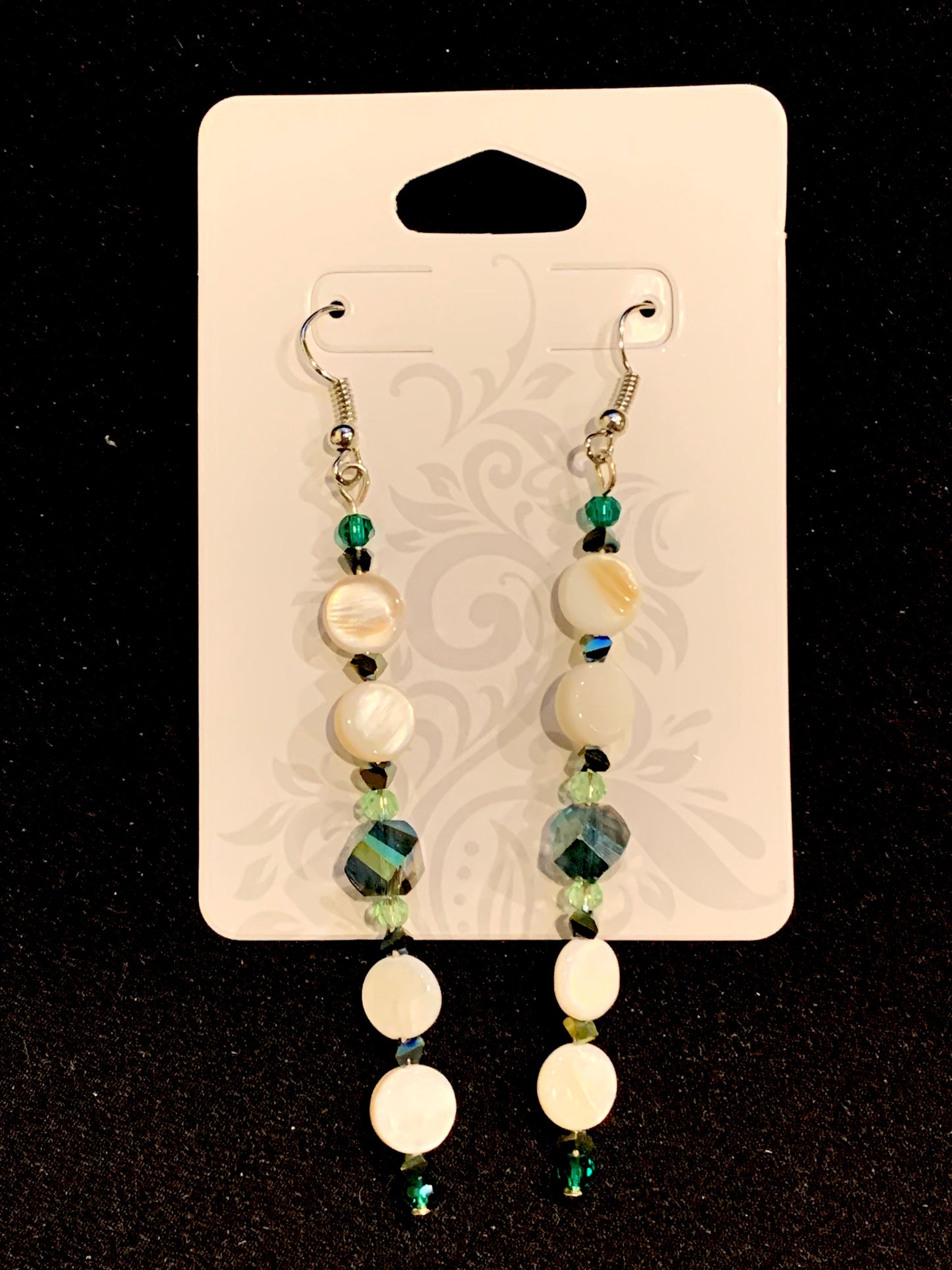 Amaris Makes Good - Dangle Earrings